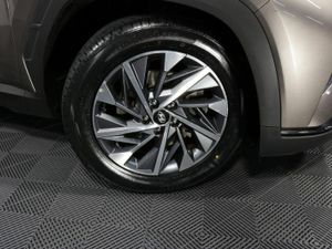 Hyundai Tucson DIESEL 1.6L EXECUTIVE PLUS SUV - Image 4