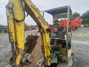 2000 YanMar B15 - Image 2