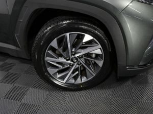 Hyundai Tucson DIESEL 1.6L EXECUTIVE PLUS SUV - Image 4