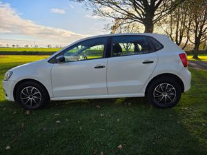 Volkswagen Polo 1 litre ( New NCT today ) - Image 4
