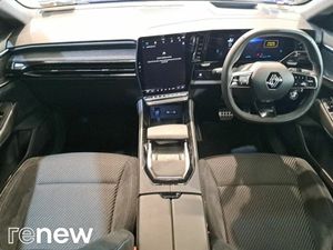 Renault Austral BLACK FRIDAY Event November 28th-N - Image 3