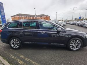 VOLKSWAGEN PASSAT 2.0TDI BUSINESS AUTOMATIC ESTATE - Image 4