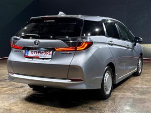 Honda Shuttle HYBRID 1.5L AUTOMATIC - REVERSE CAME - Image 4