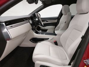 Jaguar F-pace F-Pace Diesel Estate R-Dynamic SE Bl - Image 4