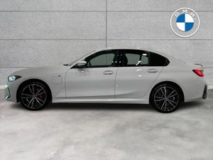 BMW 3-Series 330e M Sport Saloon - Image 4