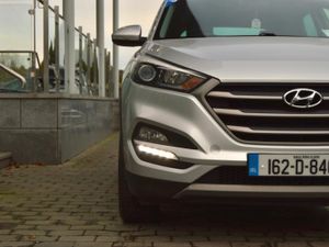 Hyundai Tucson Comfort Plus 5DR  CAR OF THE WEEK - Image 4