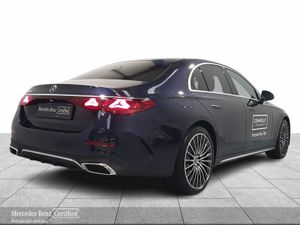 Mercedes-Benz E-Class E 300 de AMG Line Plus - Image 4
