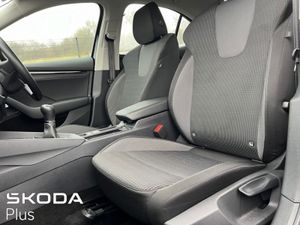 Skoda Octavia AMBITION 2.0 TDI 115HP 5DR - Image 4