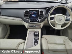 Volvo XC90 T8 PHEV Plus (Dark Theme) AWD - Image 4
