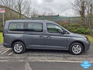 Volkswagen Caddy / 2026 / PLUG-IN HYBRID / WAV - Image 4