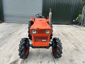 Kubota 1500DT Compact Tractor - Image 2