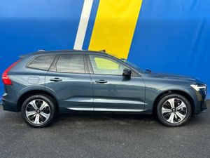 Volvo XC60 T6 PLUS DARK AWD 2.0 HYBRID // OPENING - Image 4