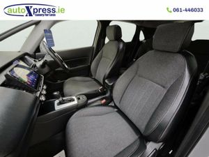 Honda Fit 1.5 EHEV Automatic, Reversing camera - Image 4