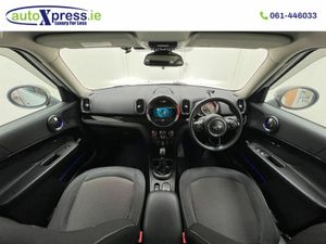 Mini Cooper CROSSOVER 2.0 Automatic - Image 2