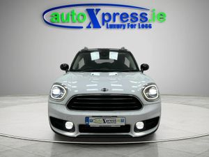 Mini Cooper CROSSOVER 2.0 Automatic - Image 3