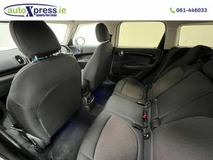 Mini Cooper CROSSOVER 2.0 Automatic - Image 4