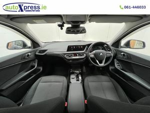 BMW 1-Series 118D Play edition, Automatic, Reversi - Image 2