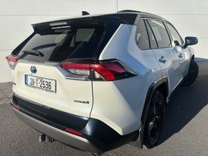 2021 TOYOTA RAV-4 SPORT HYBRID BI-TONE MINT ! - Image 3