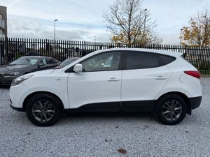 2015 (151) Hyundai IX35 1.7 Celebration LE 2WD 115 - Image 4