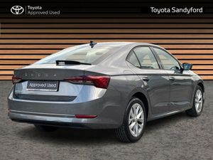 Skoda Octavia AMBITION 2.0 TDI 115HP // AIR CON // - Image 2