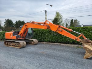 Hitachi 130 - Image 3