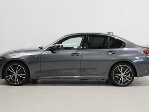 BMW 3-Series 2021 - Image 4