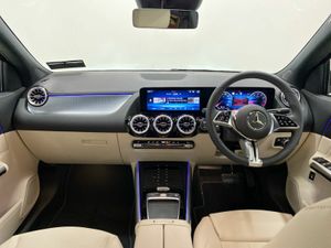 Mercedes-Benz GLA GLA 180 PROGRESSIVE PLUS - Image 3