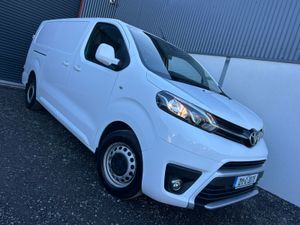2021 Toyota Proace - Reverse cam & A/C - Image 2
