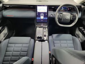 Citroen C5 Aircross Plus Electric 73Kw 210hp 520km - Image 4