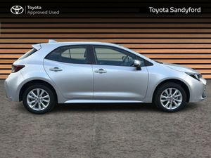 Toyota Corolla HYBRID LUNA HATCHBACK // REAR CAMER - Image 3