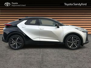 Toyota C-HR PHEV 2.0 PREMIERE // PANORAMIC ROOF // - Image 3