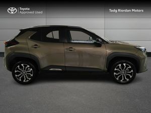 Toyota Yaris Cross LUNA SPORT BI - Image 3