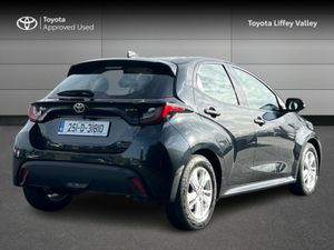 Toyota Yaris Yaris Hybrid 115 Luna - Image 2