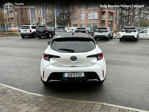 Toyota Corolla HB LUNA SPORT*** DEMO SALE *** BIG - Image 4