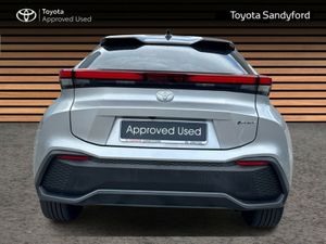 Toyota C-HR 2.0 PHEV HYBRID SPORT + // PANORAMIC R - Image 4