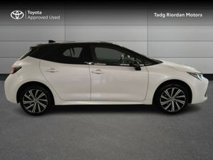 Toyota Corolla HYBRID L/SPORT HB - Image 3