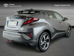 Toyota C-HR HYBRID SPORT BI-TONE 4DR - Image 2