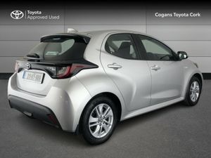 Toyota Yaris HYBRID LUNA 4DR AUTO - Image 2