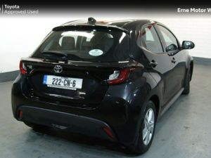 Toyota Yaris YARIS 1.0 LUNA - Image 2