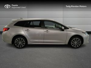 Toyota Corolla HYBRID SOL TS *PRICE REDUCTION* - Image 3