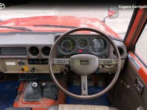 Toyota Land Cruiser FJ61 Fire Truck - Image 4