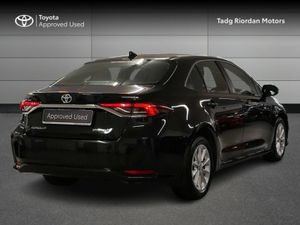 Toyota Corolla HYBRID LUNA - Image 2