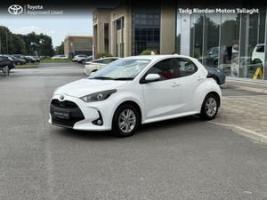 Toyota Yaris HYBRID LUNA 4DR AUTO*** GUARANTEED €1 - Image 3