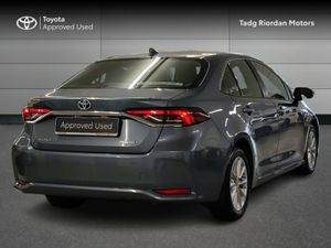 Toyota Corolla LUNA SALOO HYBRID *PRICE REDUCTION* - Image 2