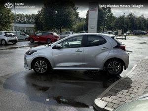 Toyota Yaris 1.5 HYBRID L/SPORT*** GUARANTEED €150 - Image 4