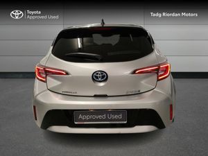 Toyota Corolla HYBRID LUNA SPORT H/B - Image 4