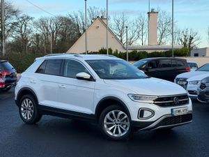 231  VW T-ROC STYLE  2.0 TDI 150BHP AUTOMATIC - Image 2