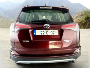 2017 Toyota RAV4 2.0 D-4D (143) 2WD LUNA SPORT - Image 2