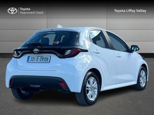 Toyota Yaris YARIS 1.0 LUNA - Image 2