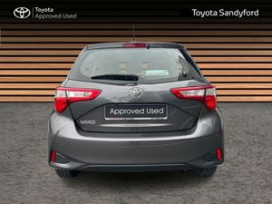 Toyota Yaris 1.0 5DR LUNA // REAR CAMERA // BLUETO - Image 4